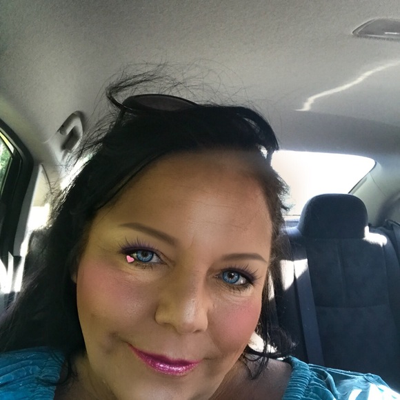 Meet your Posher, Bonnie - Picture 1 of 1